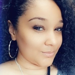 Meet your Posher, Alicia